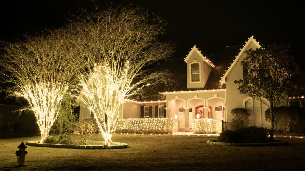 Christmas light installation Mandeville LA