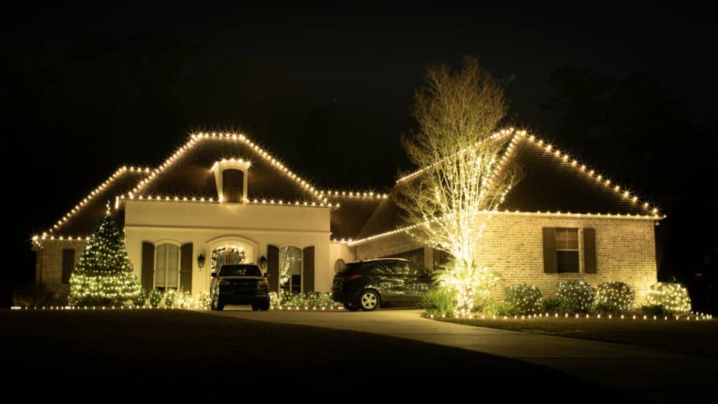Christmas light installers Kenner LA