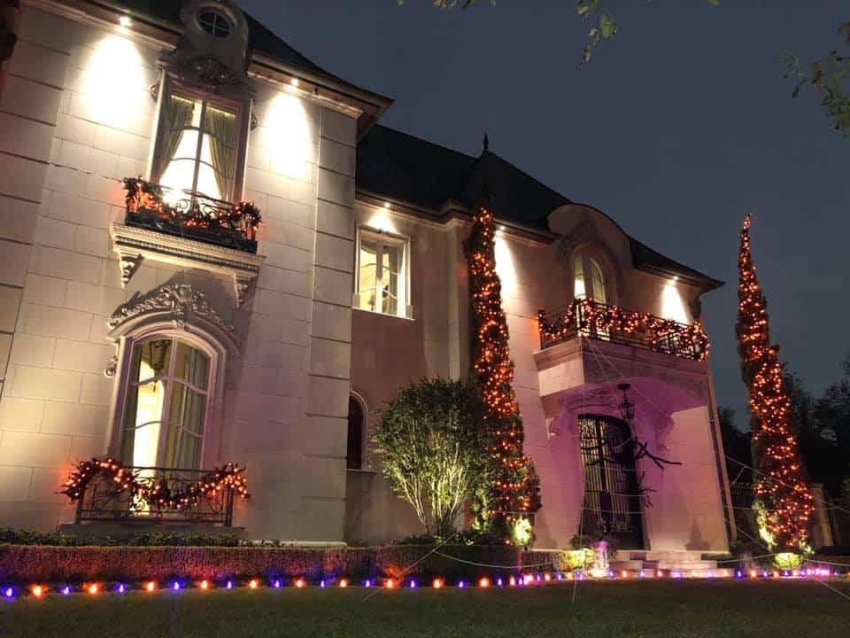 Christmas light installers New Orleans