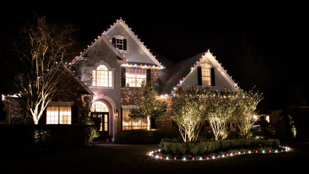 Mandeville Christmas light installation near me